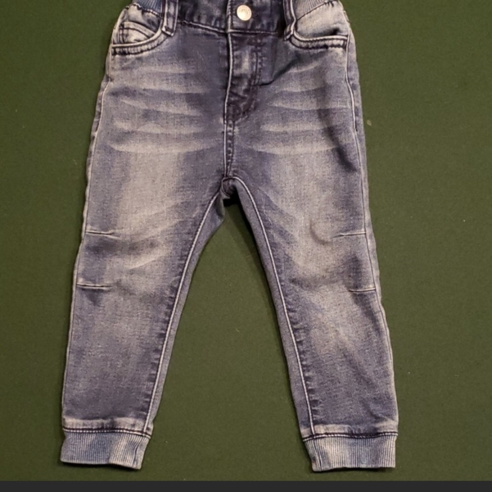 Levi's Knit Jogger - size 24M